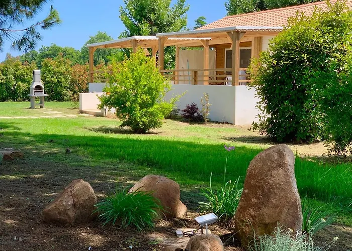 Campo Vecchio Mare Et Piscine Ghisonaccia