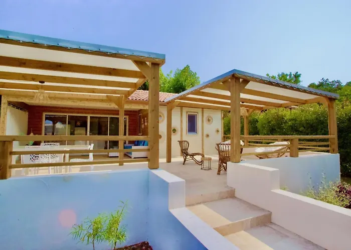 Campo Vecchio Mare Et Piscine Ghisonaccia